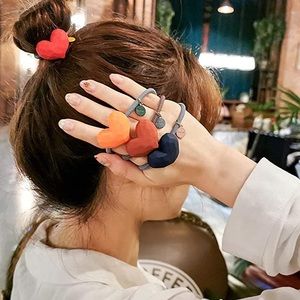 BOGO HEART ponytail hair band scrunchie holder new